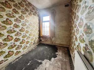 Bedroom 2- click for photo gallery